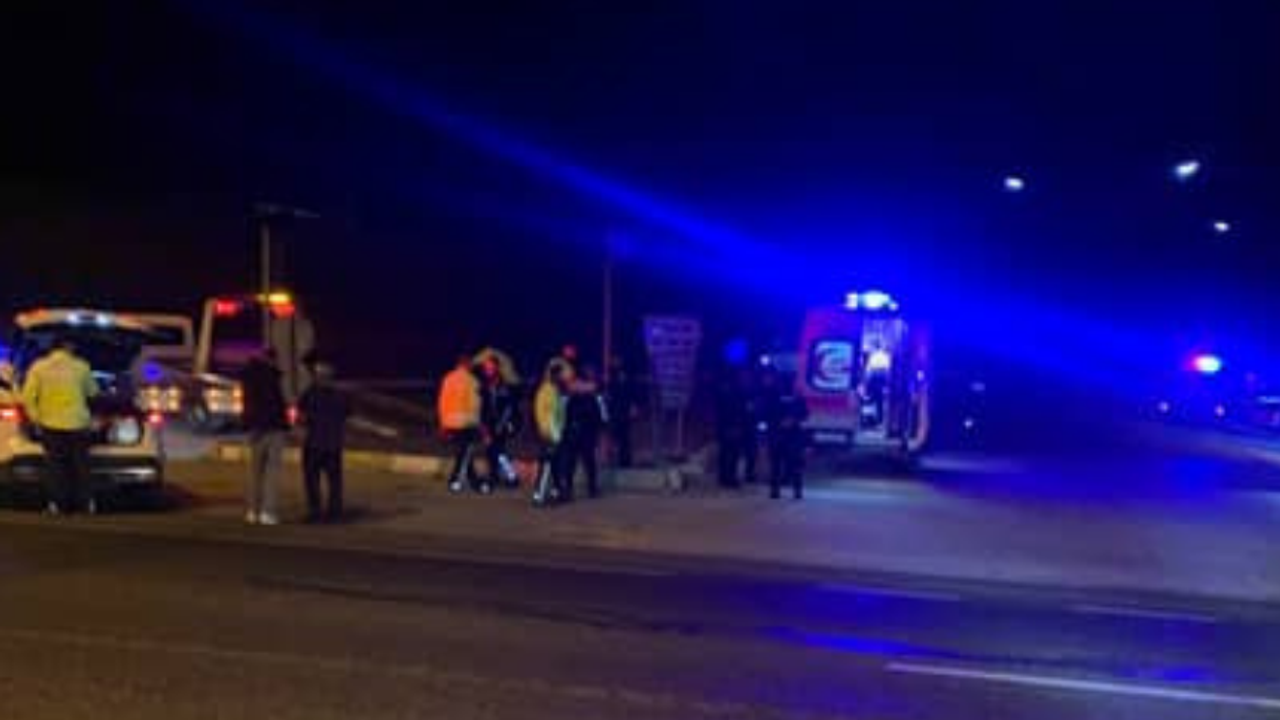 Uşak’ta Motosiklet ile Otomobil Çarpıştı iki Yaralı