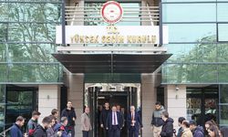 24 siyasi parti adayı ile 152 bağımsız aday yarışacak