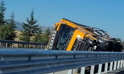 Afyon Yönünde Trafik Kazası: Şoför Yaralandı