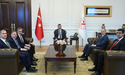 Bakan, Uşak’ın Eski ve Yeni Valisini Birlikte Kabul Etti