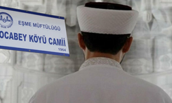 Cami var,imam yok!