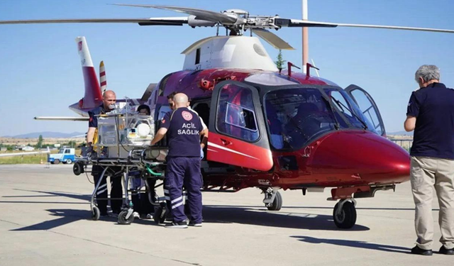 Uşak'lı Bebek Helikopterle Ankara'ya Sevk Edildi