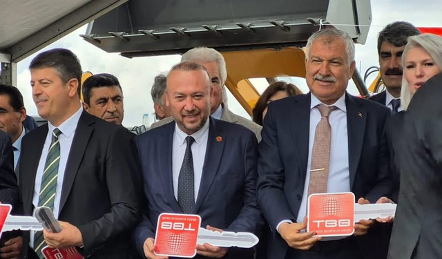 Hibe Edilen Loader Uşak’a Hizmet Verecek!