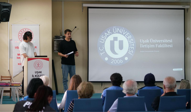 Uşak'lı Vatandaşlara “Dijital Güvenlik” Semineri