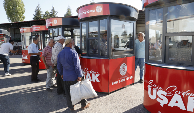 Uşak’ta Simitçilere Modern Büfe Desteği