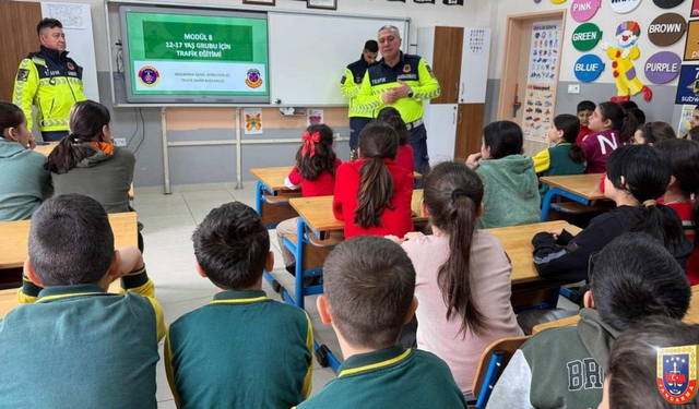 Jandarma, Uşak ve 6 İlde Miniklerle Buluştu