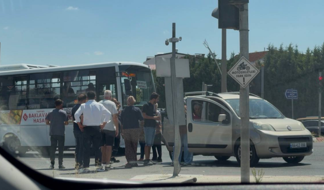 RAMADA KAVŞAĞI’NDA TANKER OTOMOBİLE ARKADAN ÇARPTI
