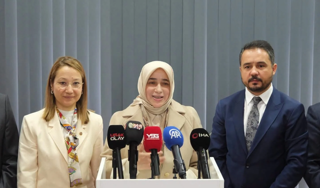 AK Parti Grup Başkanvekili Özlem Zengin: Uşak’ta derin dinleme yapmaya geldik