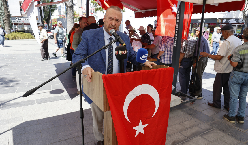 Uşak Belediyesi’nden Şehitler İçin Anlamlı Program