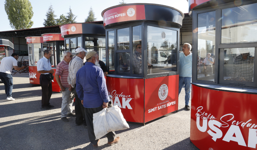 Uşak’ta Simitçilere Modern Büfe Desteği