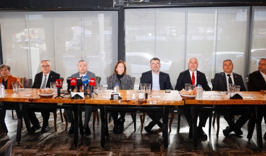 Belediyeden Çalışan Gazeteciler Günü Buluşması