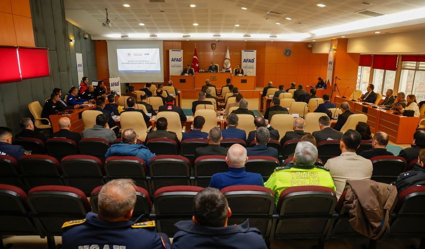 Uşak’ta 2026 Yılı İl Afet ve Acil Durum Koordinasyon Kurulu Toplantısı Gerçekleştirildi