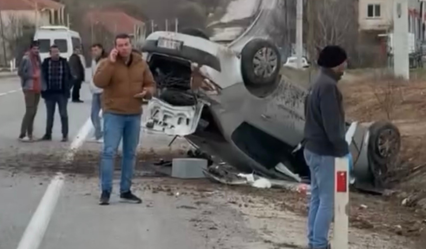 Ulubey İnay Köyü Girişinde Kaza: Yürekler Ağza Geldi