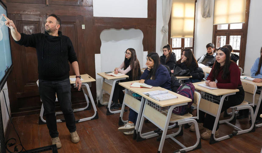 Uşak Belediyesi'nden Ücretsiz Eğitim Kursları