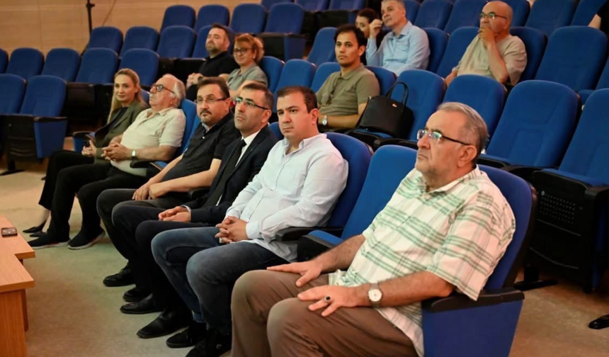 Tarımın Geleceği Konuşulduğu Salon Boş Kaldı