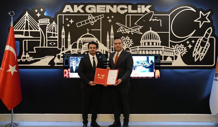 AK Parti Uşak’ta Gençlik Kolları Başkanı Atandı