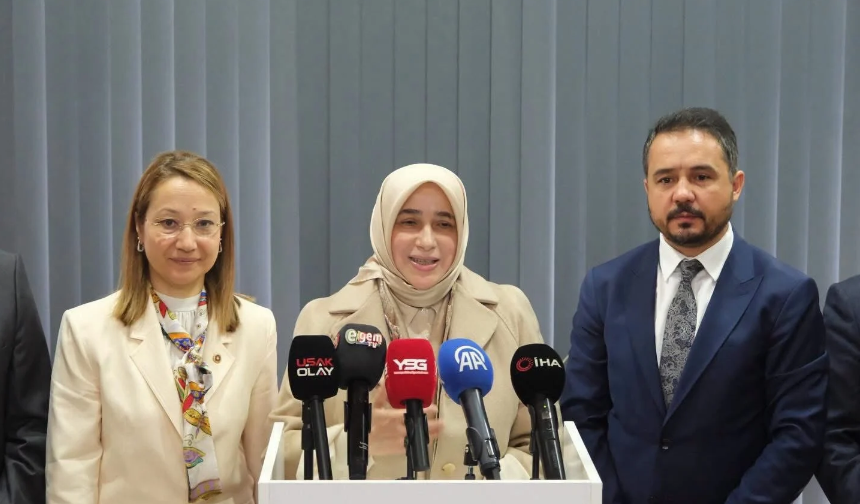 AK Parti Grup Başkanvekili Özlem Zengin: Uşak’ta derin dinleme yapmaya geldik