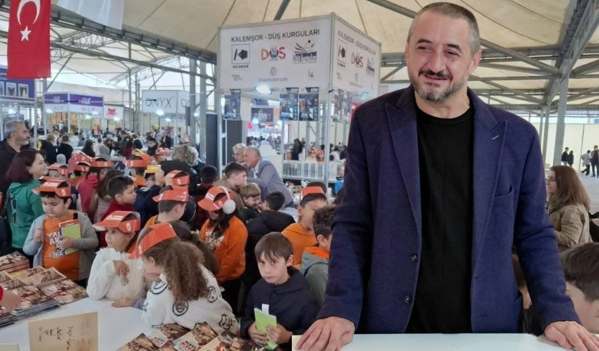 Uşak kitap fuarı ziyaretçi rekoru kırdı