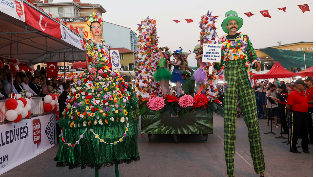 EŞME BELEDİYESİ FESTİVAL
