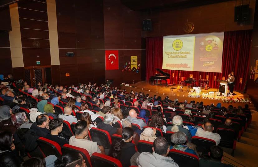 4D1Fdd72 D070 4A28 B2B4 63Ec3C9449D0